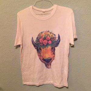 Buffalo graphic tee
